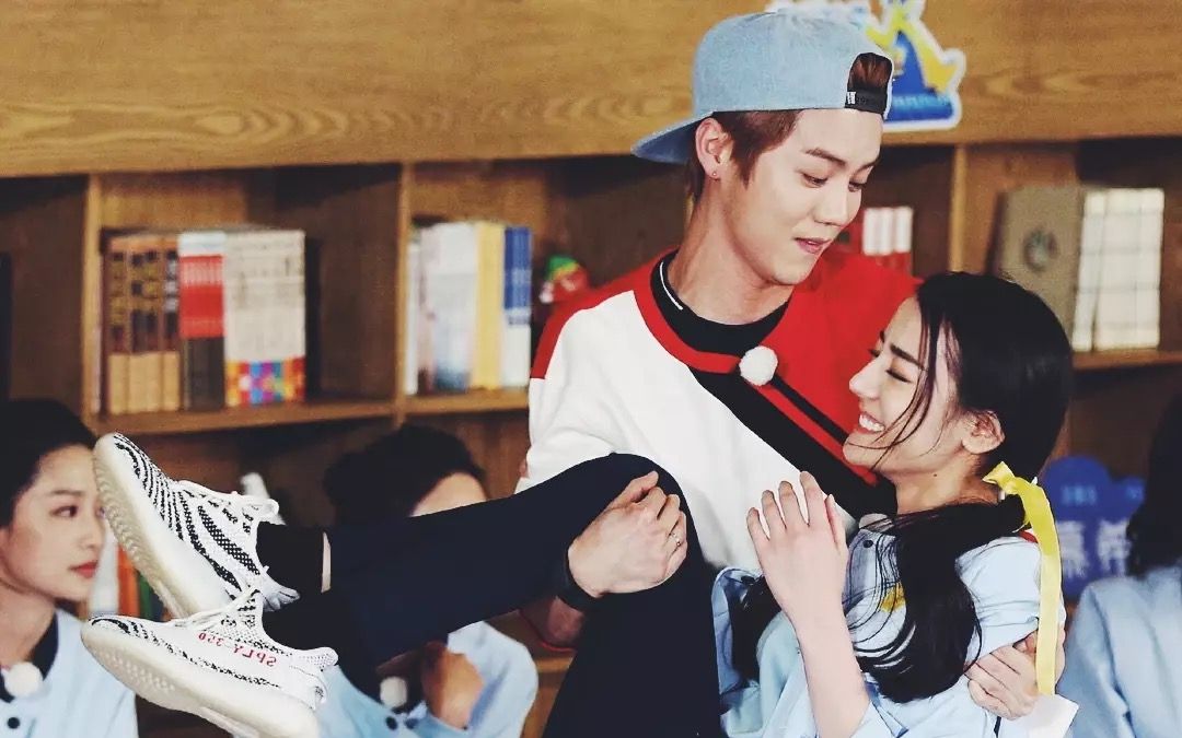 明明很喜欢，却偏偏要疏远！这7对离心的CP，让人“意难平”