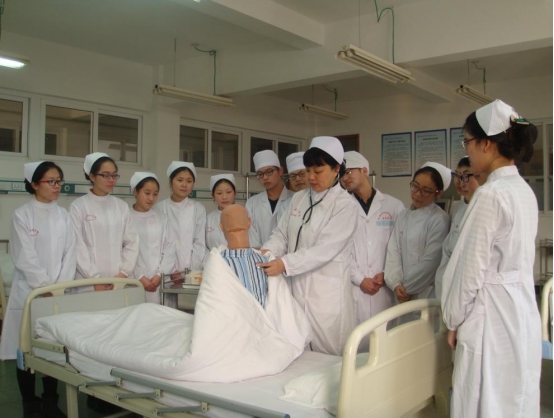 上什么类型大专好找工作,大专找什么工作就业前景好