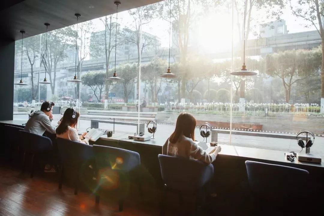 放弃百万年薪隐居深山,放弃30万年薪隐居深山