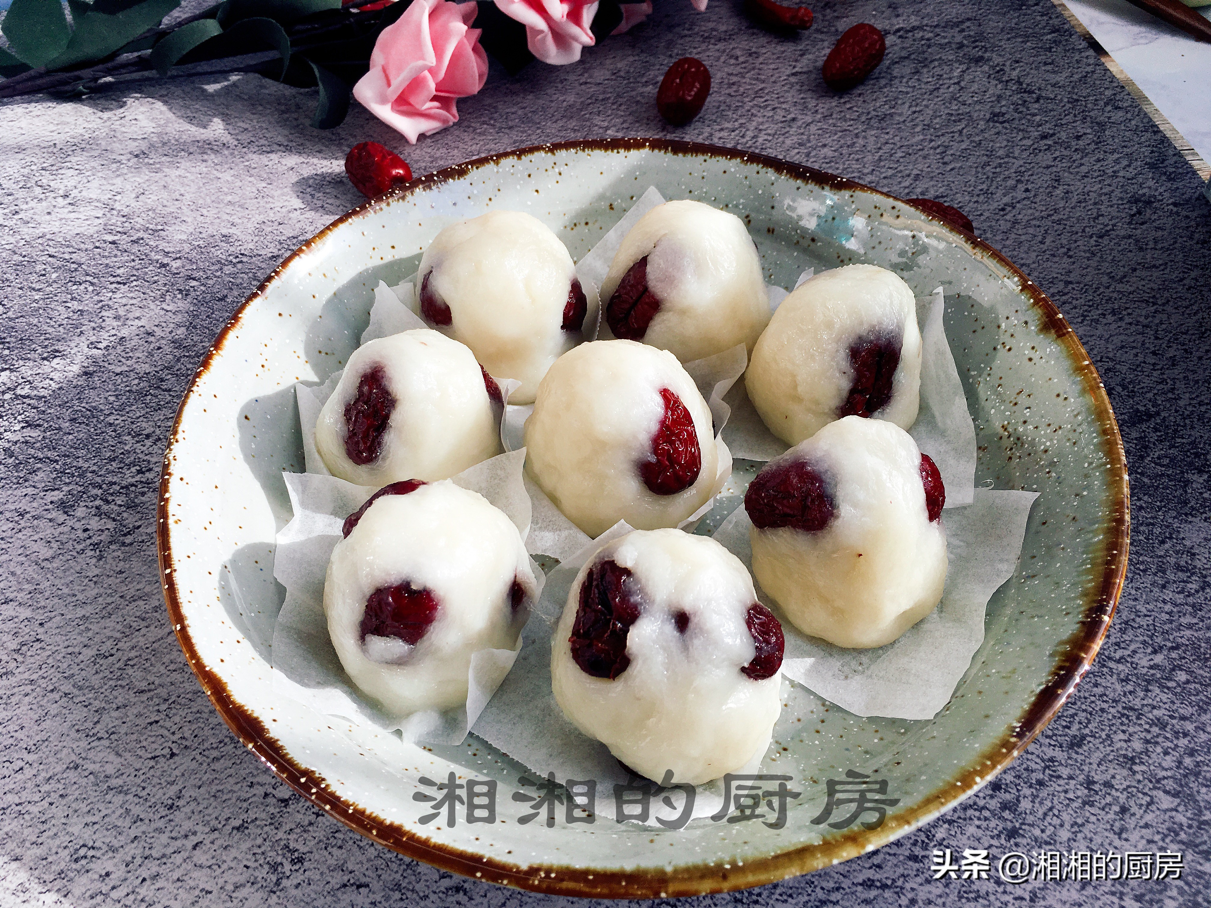 糯米粉绿豆红枣点心,一碗糯米粉半只南瓜发糕