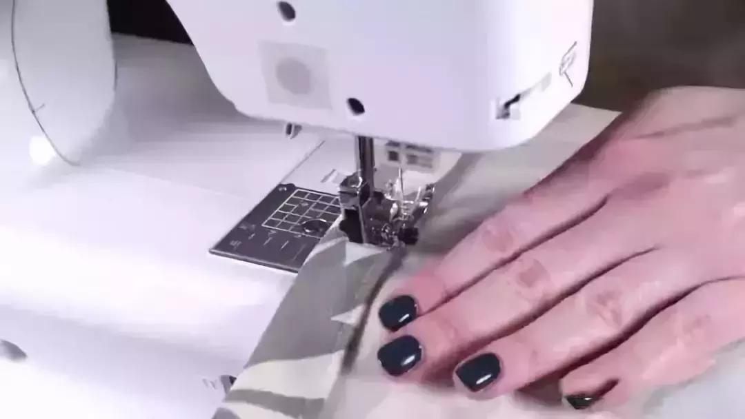 想学做窗帘去哪里学,没钱买窗帘用什么来代替