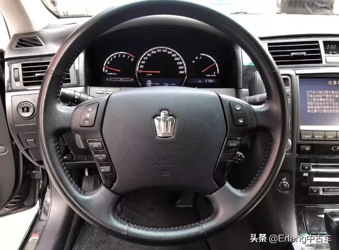 情怀皇冠最经典的12代,全新十六代丰田皇冠