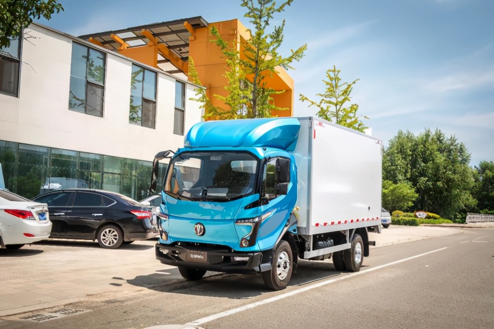 飞碟汽车是什么,在路上看见飞碟的标志代表了什么