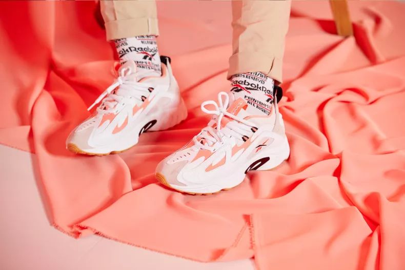 春季好看的运动鞋,秋冬季脚感超好的几款运动鞋推荐