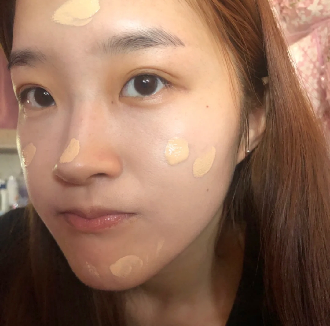 雅诗兰黛最好用的粉底液是哪款,雅诗兰黛粉底液哪一款比较持久