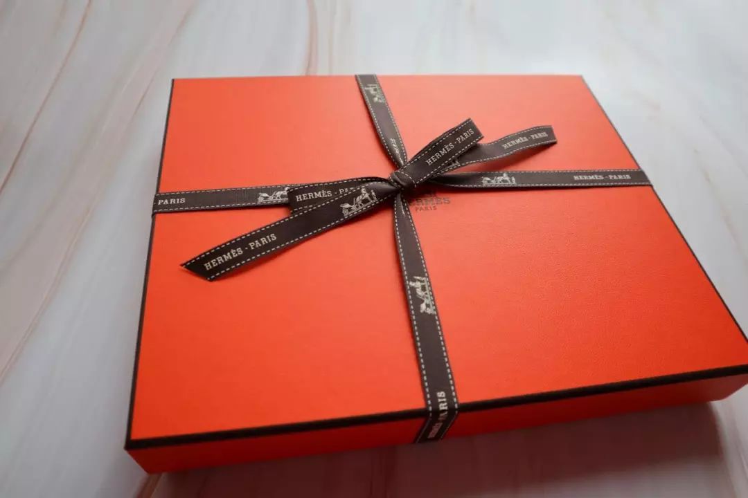 爱马仕皮包修复视频,修复爱马仕皮带扣