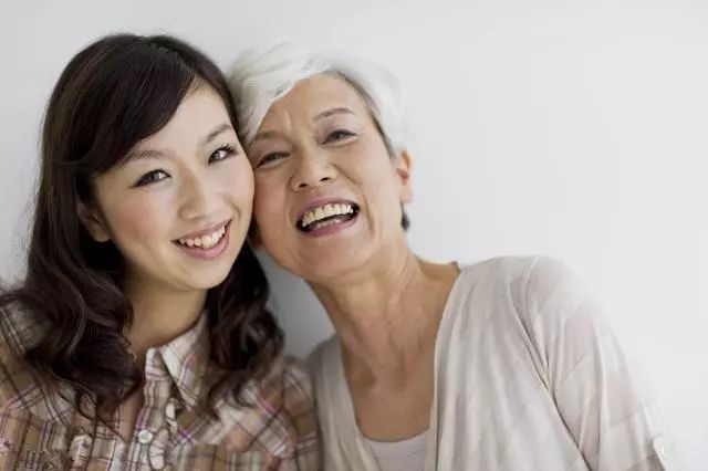 女人身体老化十大征兆,女人的身体3个部位最容易衰老