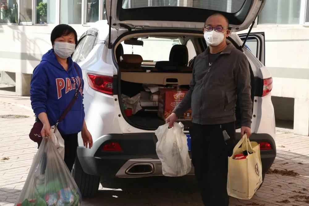 让*党**旗在高三复学一线高高飘扬——太原十九中