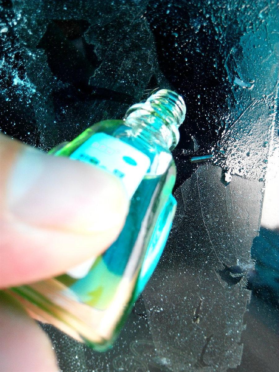 被胶带粘住留胶印怎么办,被胶带粘住怎么不破坏纸