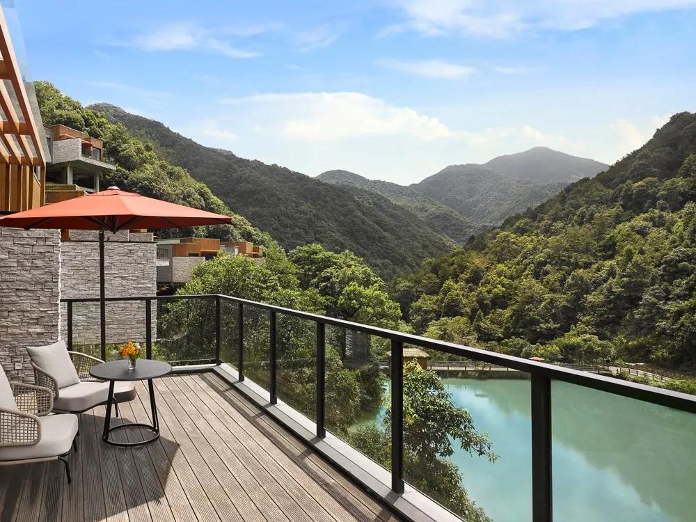 中国最美的十大温泉旅游胜地,一日游十大最美丽温泉