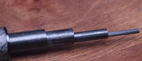 细硬峰的鱼竿怎么没有防抱死槽,名伦青龙鱼竿正品有防抱死吗