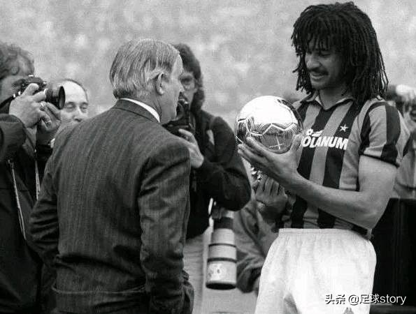 历史上伟大的左边锋,足球世纪十大前腰
