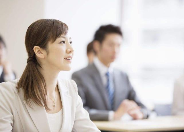 在单位中被孤立就是你的错吗,当你在单位被孤立时