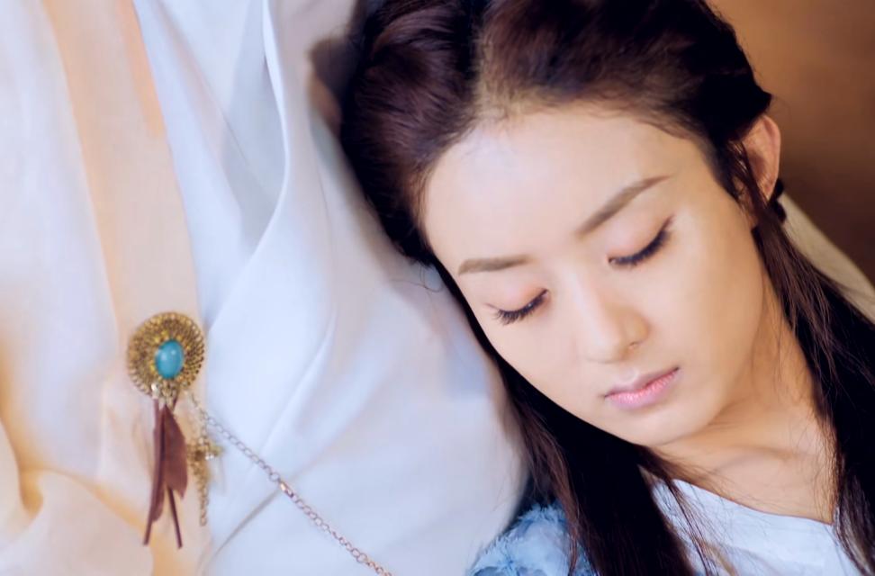 宇文玥教星儿射箭,宇文玥偷偷训练星儿精彩片段