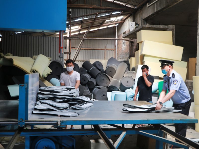 假冒羽毛球拍产品判刑案例,卖假羽毛球拍犯法吗