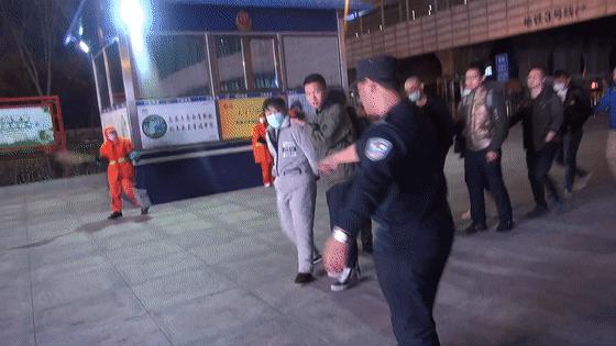 天津抓电信诈骗最新消息,天津海滨破获特大电信诈骗案