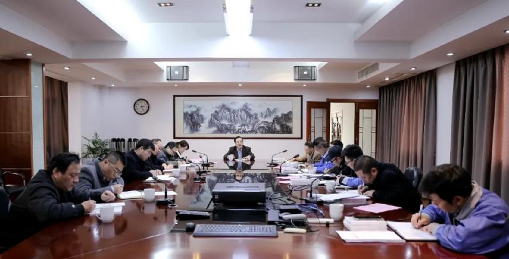 江苏省最年轻80后上市公司董事长,一家百亿上市公司的80后董事长