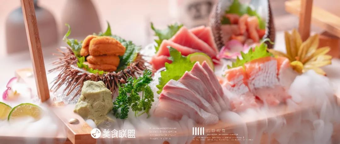 昆明唯一屋顶清真居酒屋，居然还能吃到活鳗鱼，48元清酒喝到嗨