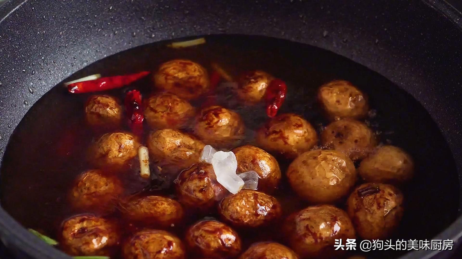 春天遇上土豆不要手软，多买些，不去皮不切块，整个上锅煮，真香