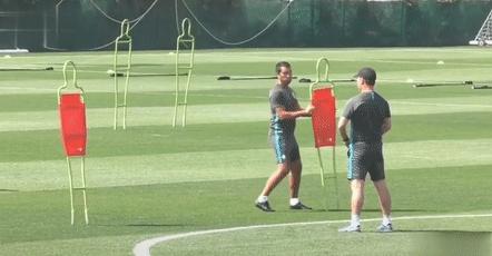 中超老国脚最新消息,31岁中超悍将再现2次世界级表现