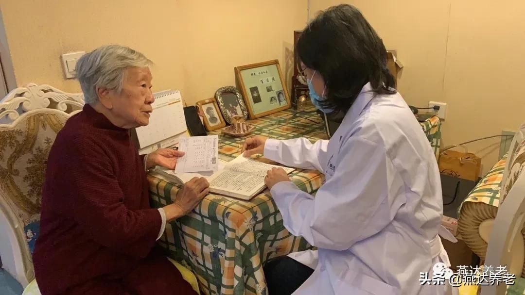 燕达医院与北京中医医院合作五周年健康讲座及义诊活动顺利举办