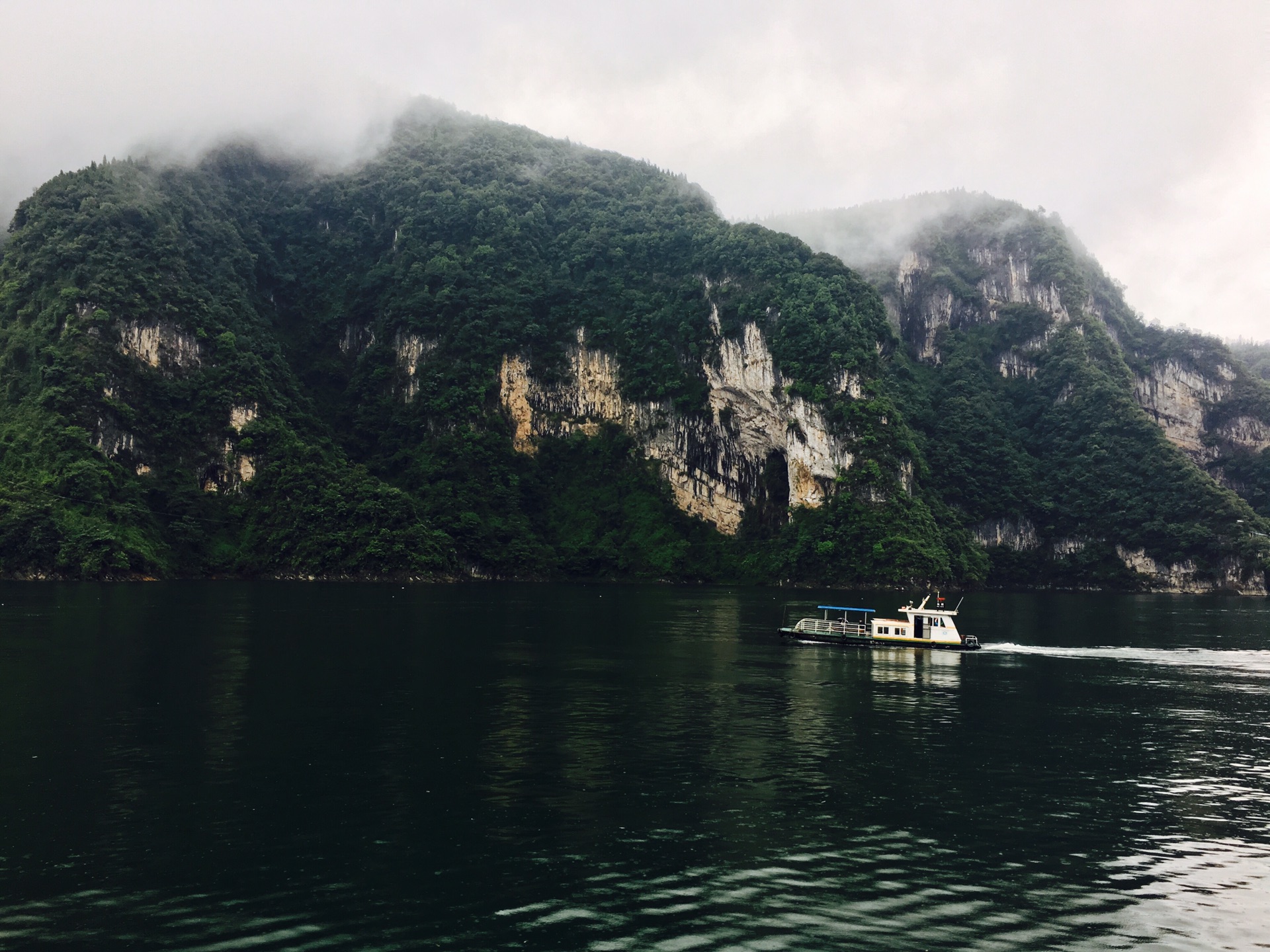 清江画廊800里清江美如画,清江画廊到底有多美