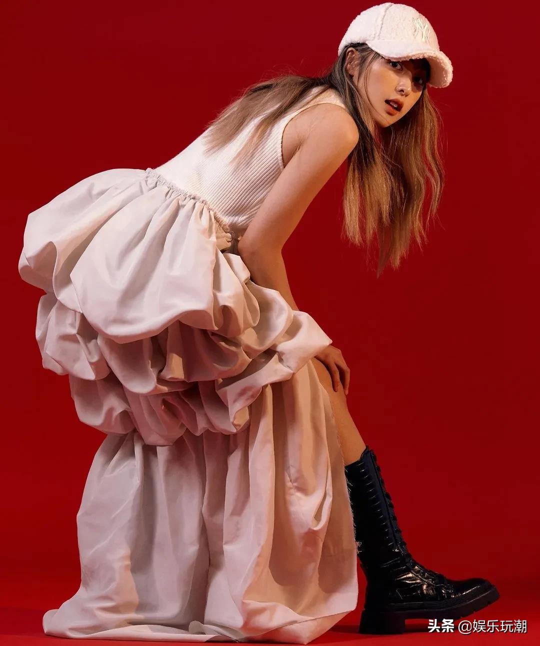 赵露思撞脸小女孩,赵露思撞脸鞠婧祎