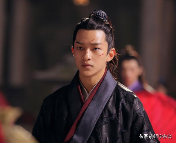 孔乙己是怎样离开咸亨酒店的,再读已是书中人孔乙己