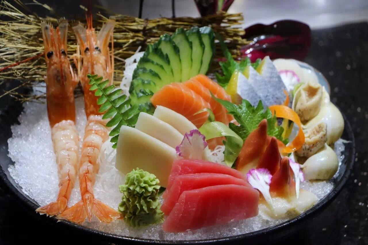 世界长寿国家排名，日本蝉联第一，平均寿命过84的他们有这些习惯