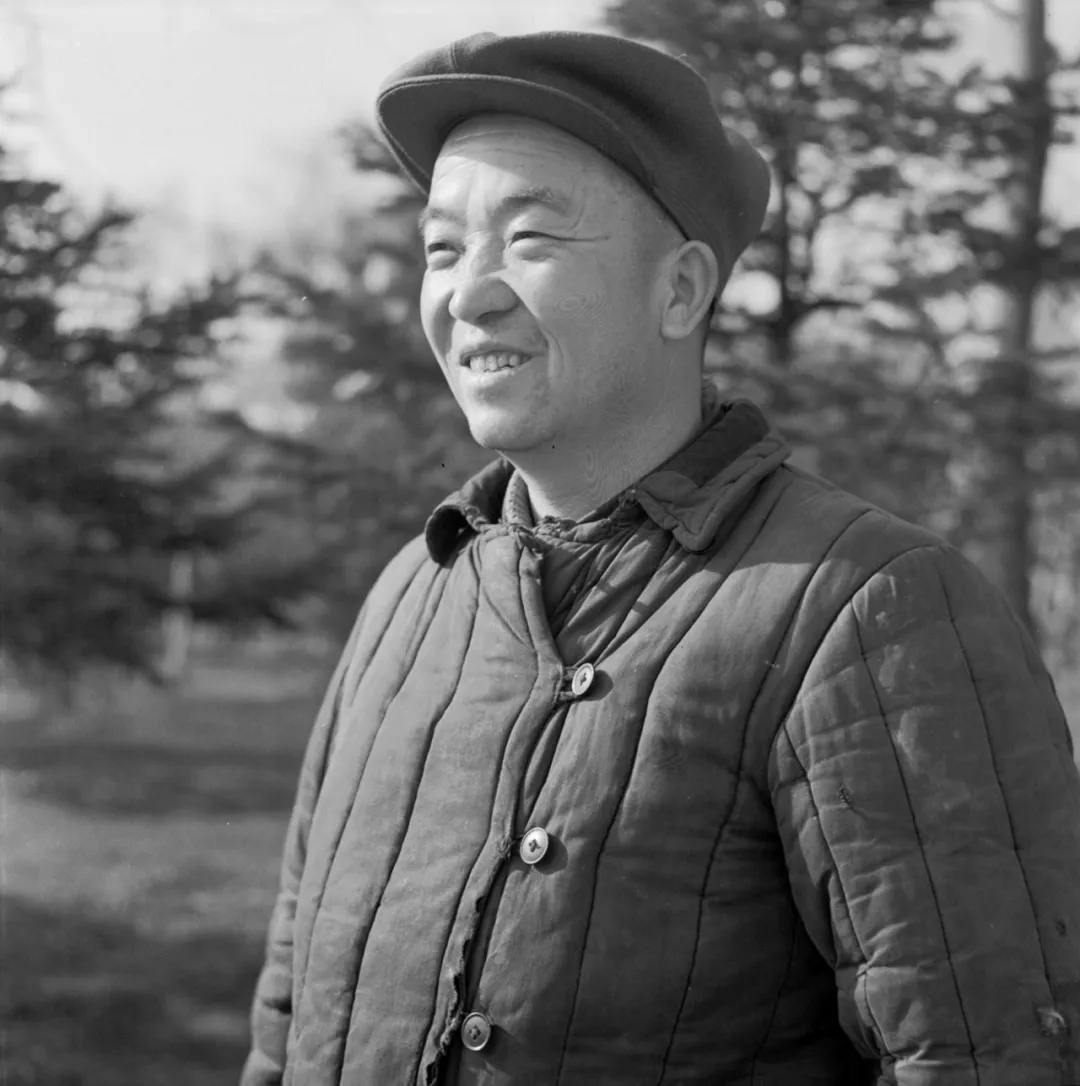 1960年,油田井喷,王进喜带伤跳进搅拌池,才有了今天的大庆油田
