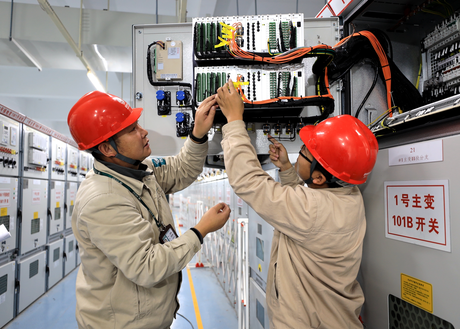 江苏沭阳：变电检修的创新能手汤承林