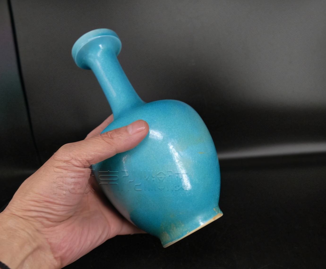 明弘治黄釉龙凤纹抱月瓶真品图片,明朝嘉靖年间黄釉青花瓶图片