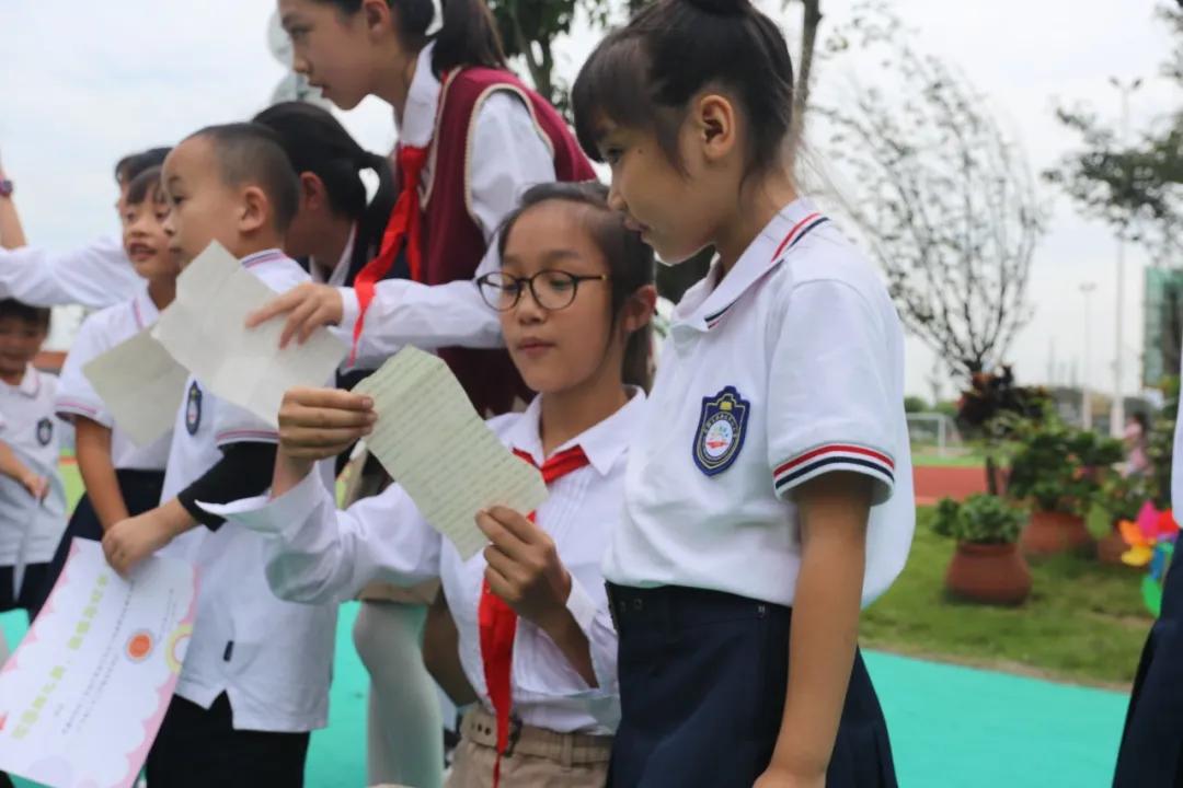 天府新区华阳小学：校园那么美，萌娃来打卡