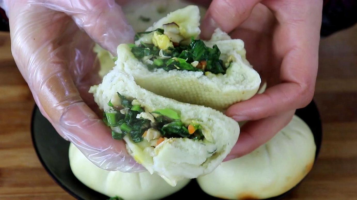 大厨教你包子手法教程,大厨包子怎么做好吃