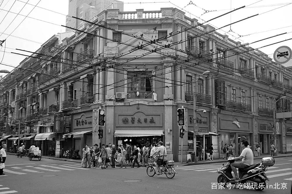 谁敢嘲笑北京没有便利店,胡同里的小卖部可不答应