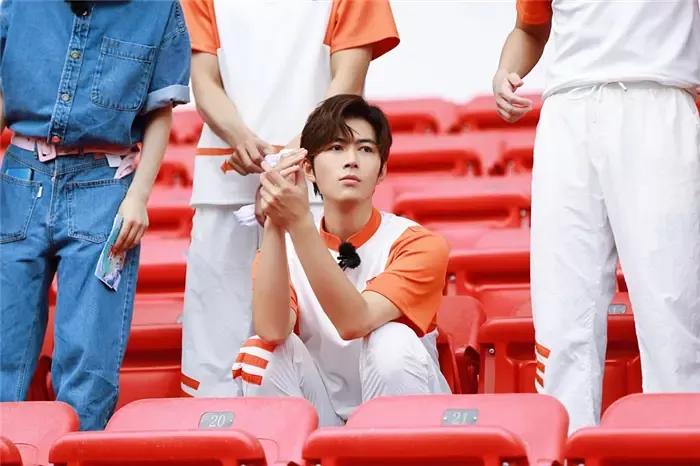 却一演戏就崩的6大女星,没拍过烂片的四位男演员