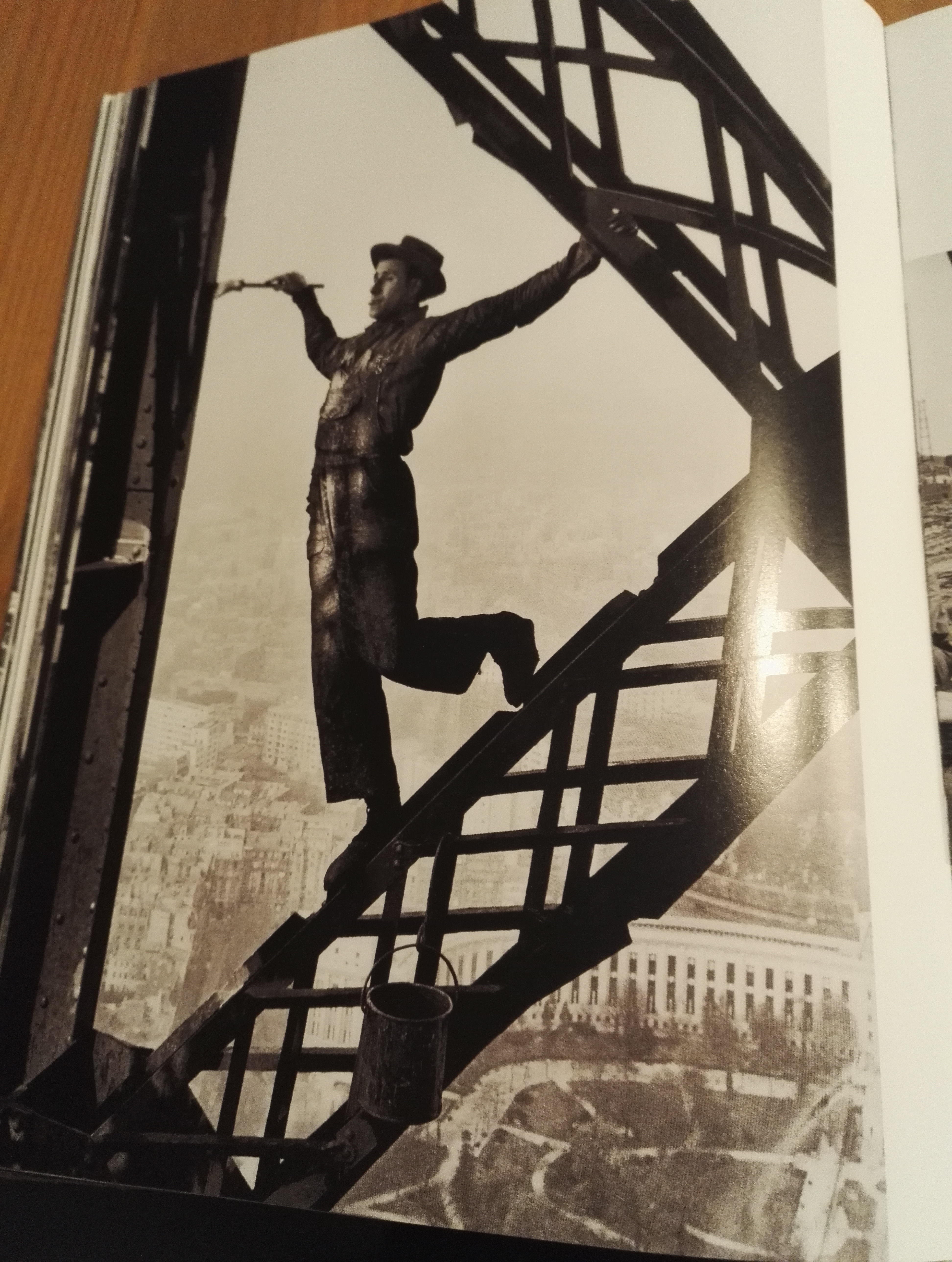 钢铁直男是不是真很帅,钢铁直男居然还有文艺范