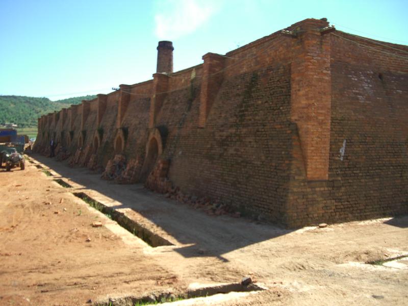 1999年,我在广东英德砖厂打工,13个月赚了6400元