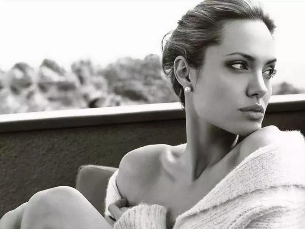 有了前法国第一夫人的百元“黑科技”眼霜,我把3000块眼霜扔了!