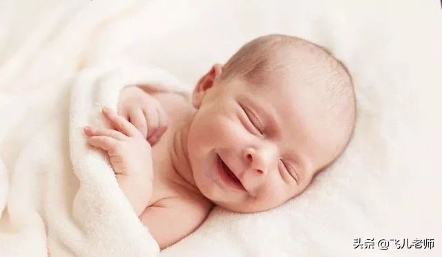 新生儿要不要睡矫正枕头,新生儿要定型枕吗