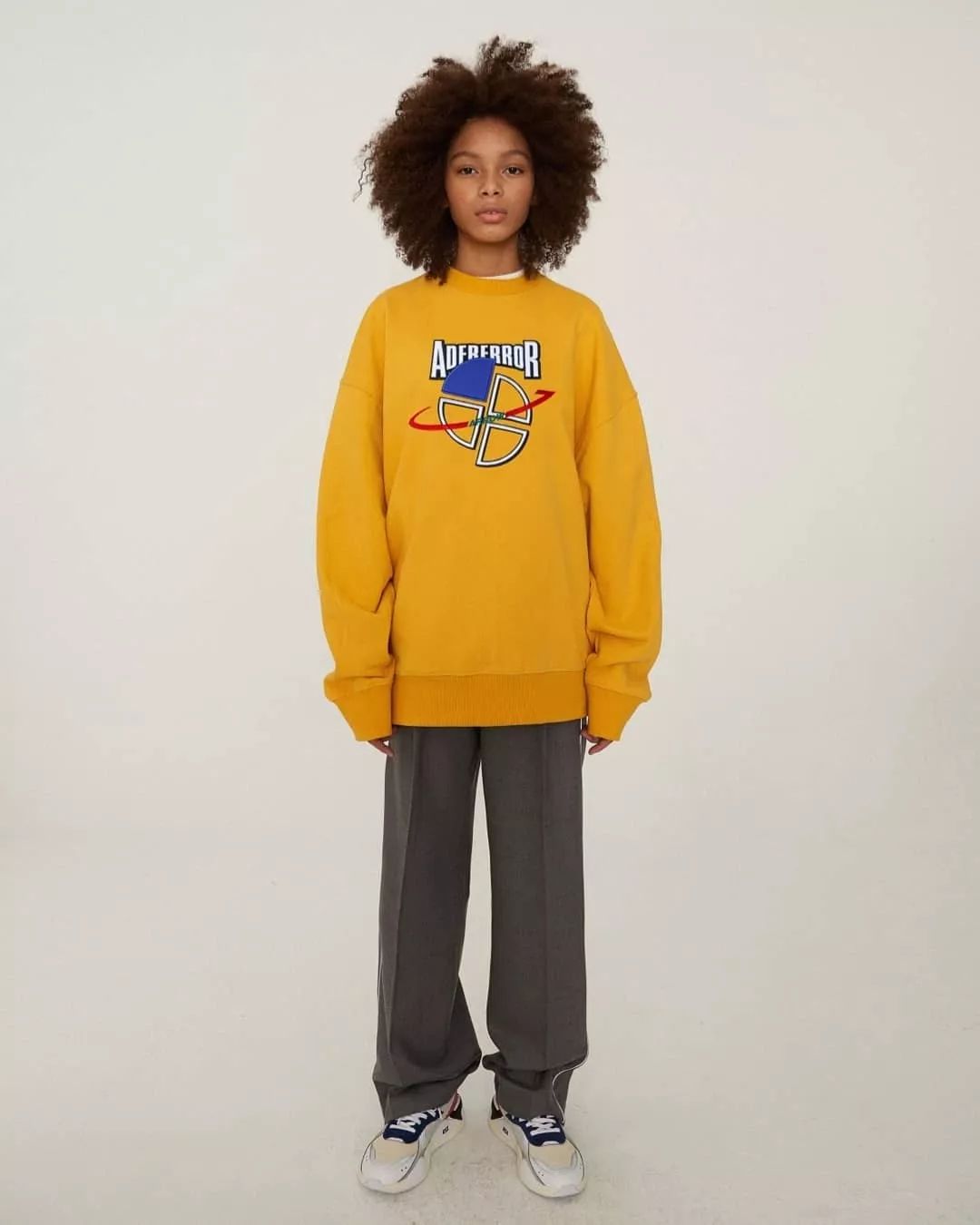 这周女艺人们传来啥潮流尖儿货刘雯我锁了