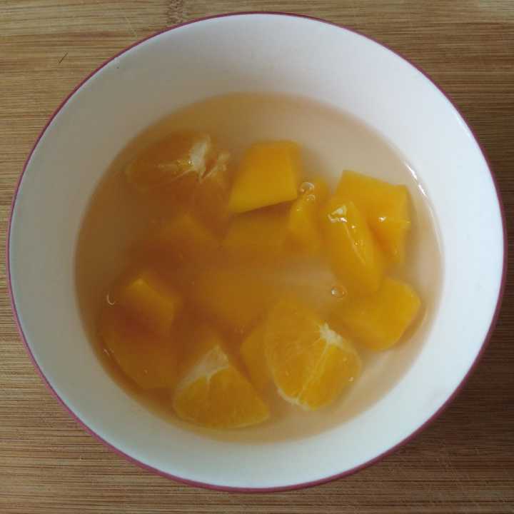 用白凉粉做果冻简单又好吃,夏日清凉diy白凉粉果冻轻松制作