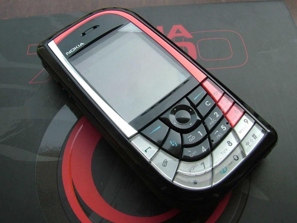 一代经典诺基亚7610,最新款诺基亚7610