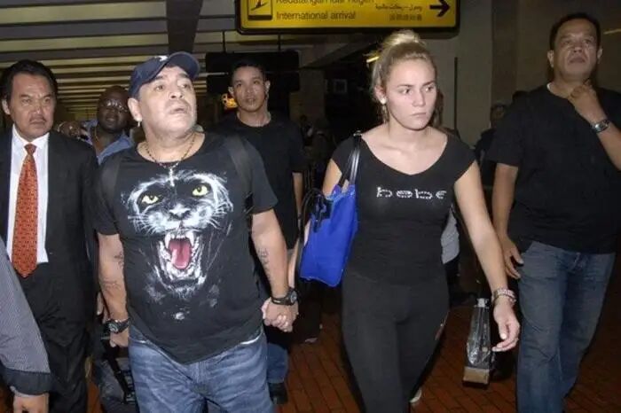 涓栫晫鐞冪帇宸磋タ璐濆埄,涓栫晫鐞冪帇