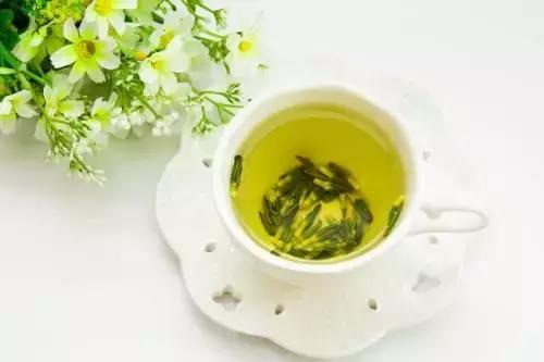 阴虚火旺心火旺用哪种中药,阴虚火旺心火旺教你如何下火