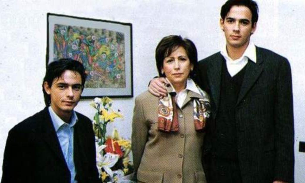 因扎吉兄弟再次惊艳足坛!2人同时带队登联赛榜首!足球史上罕见