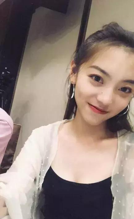 武汉最美大学中南民族大学,武汉文艺学校