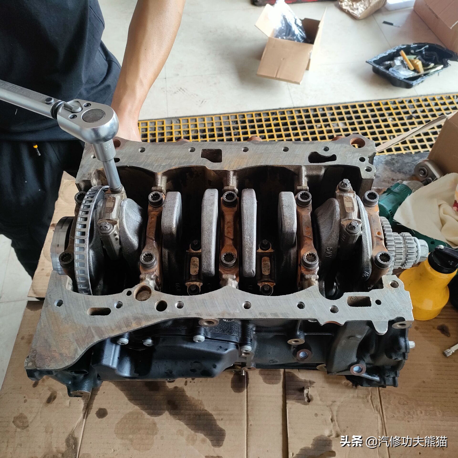 大众车主维修,大众烧机油车主怎么解决