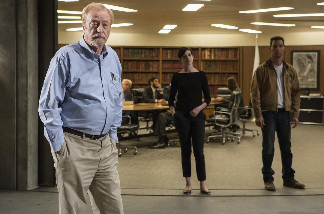 星际穿越披着科幻外衣,彻底解读星际穿越