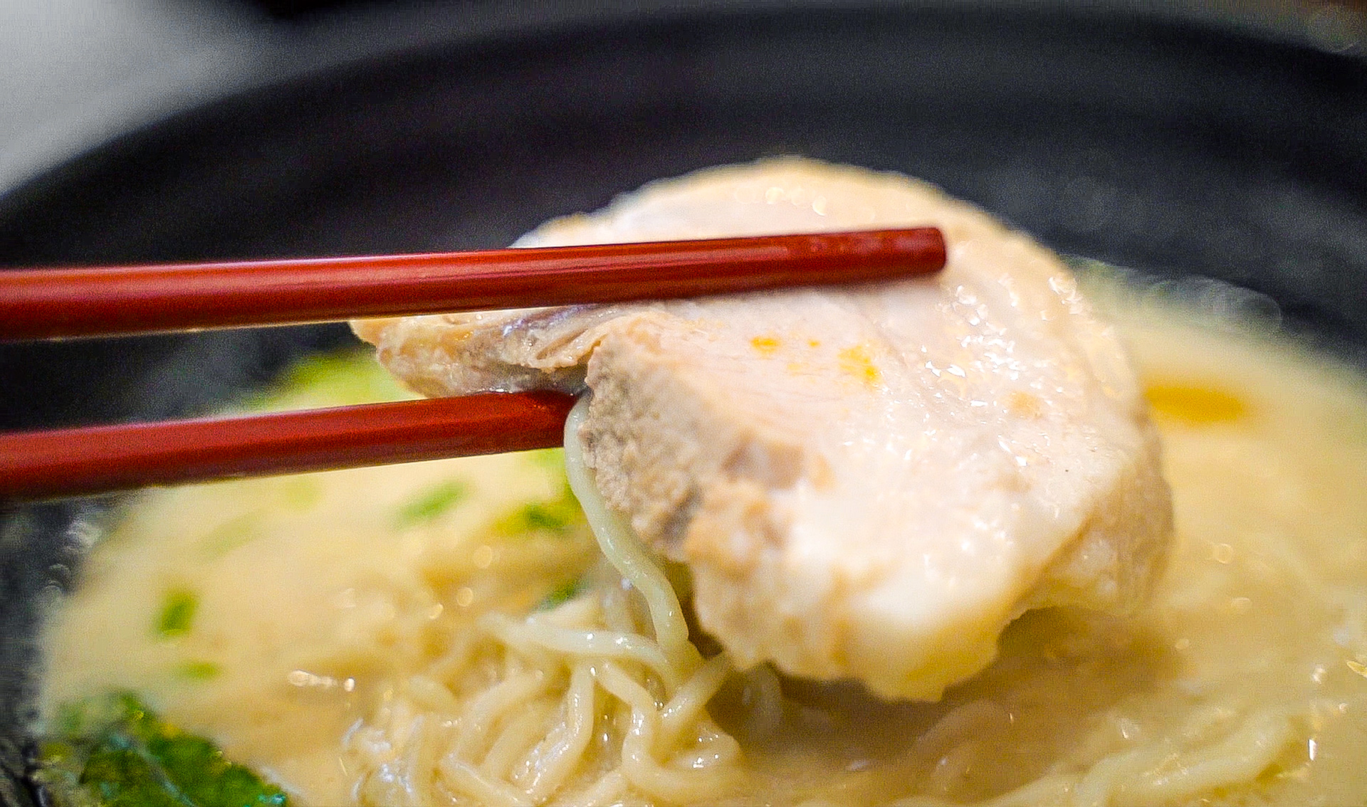 在家想吃日式拉面不会做？简单4步，您的日式拉面做好了